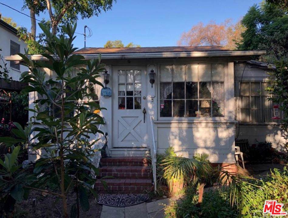 1717 Courtney Avenue - Photo 1