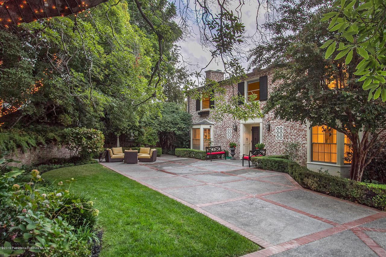 260 Hillside Road - Photo 1