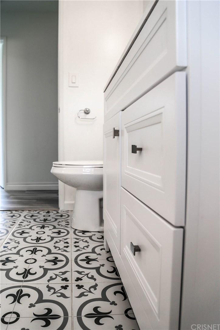 7545 Quimby Avenue - Photo 1