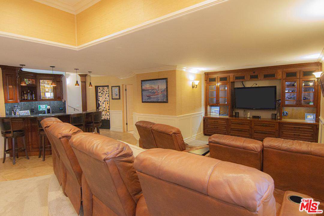 1502 Bonnie Brae Street - Photo 1