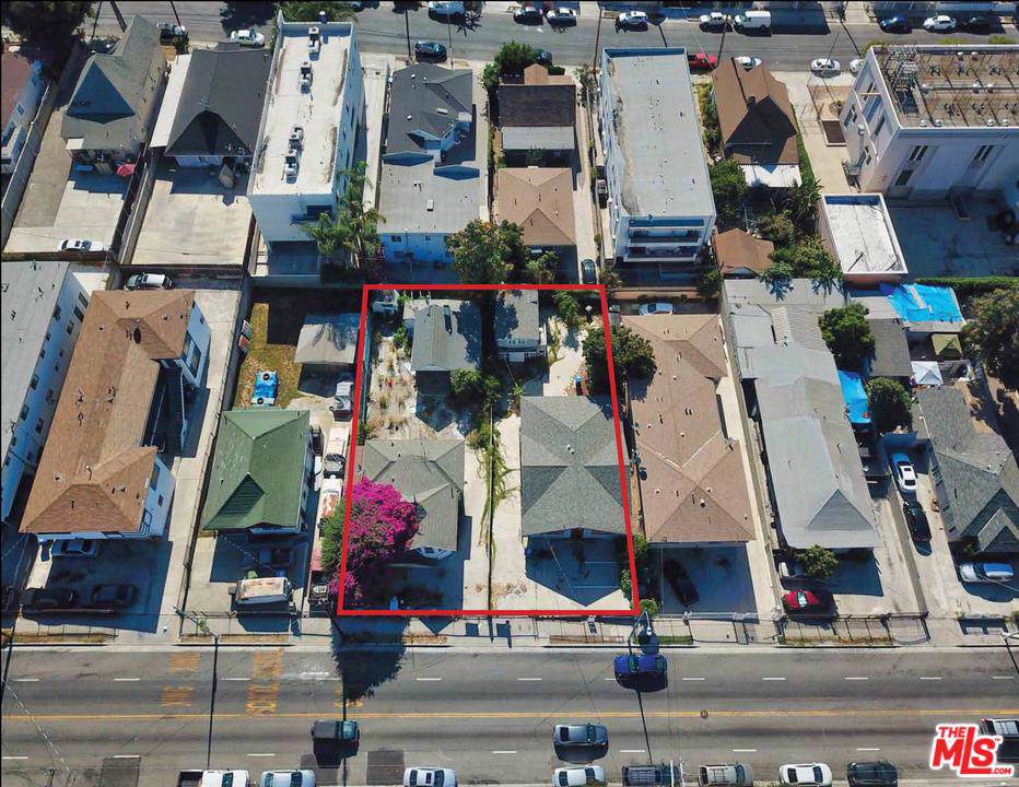 1127 Normandie Avenue - Photo 1