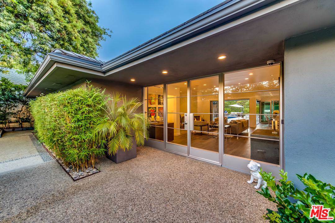 602 Whittier Drive - Photo 1