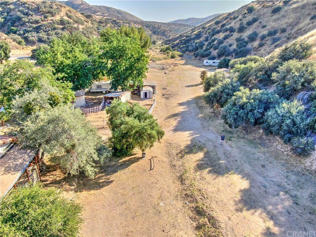 13305 Sierra Highway - Photo 1