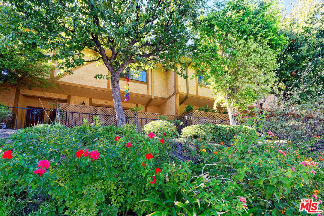 6201 Valley Circle - Photo 1