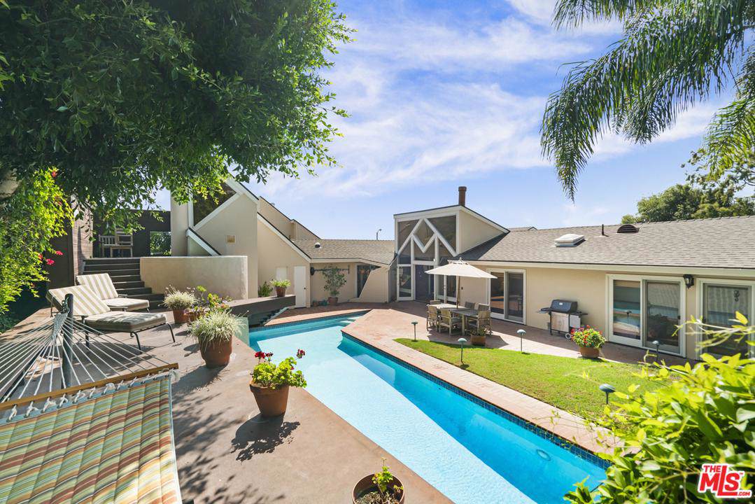 20521 Roca Chica Drive - Photo 1