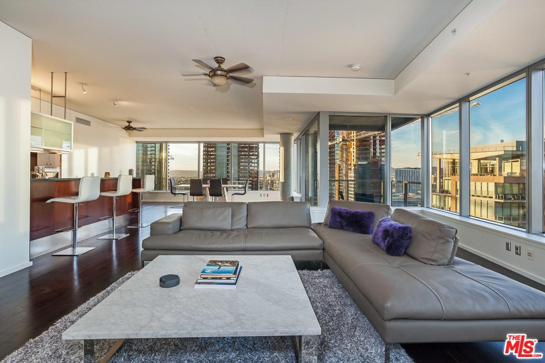 1155 Grand Avenue - Photo 1