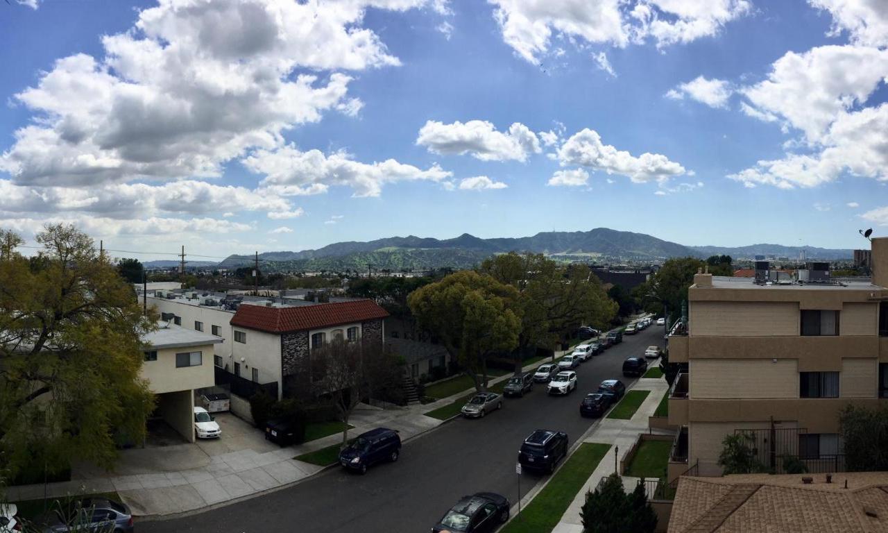 441 7TH Street - Photo 1