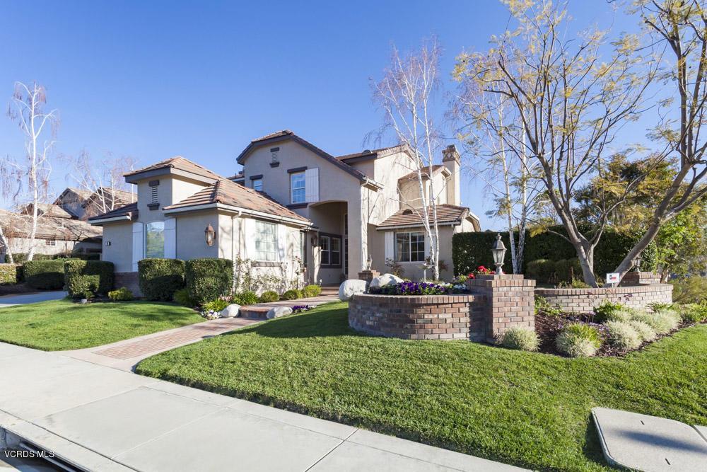 95 Twisted Oak Drive - Photo 1