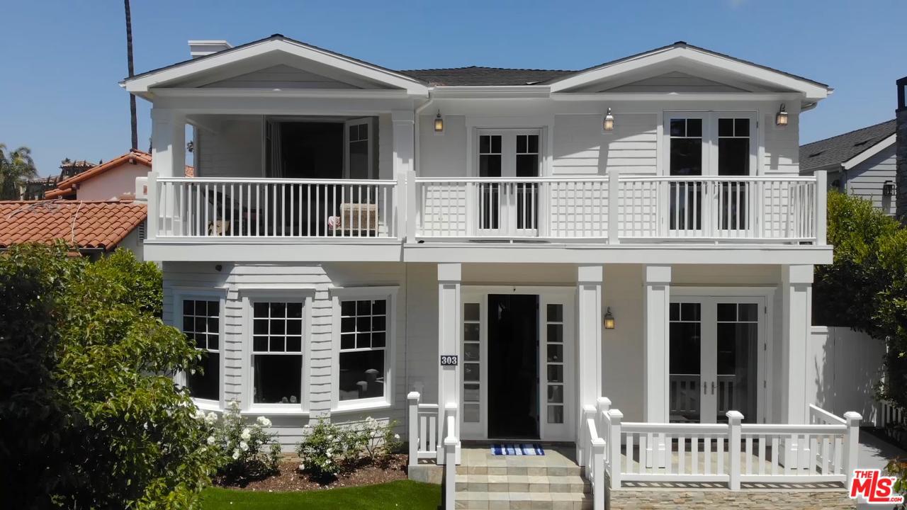 303 9TH Street - Photo 1