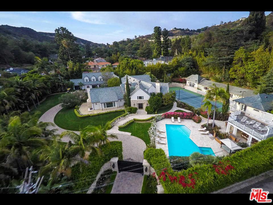 9555 Heather Road - Photo 1