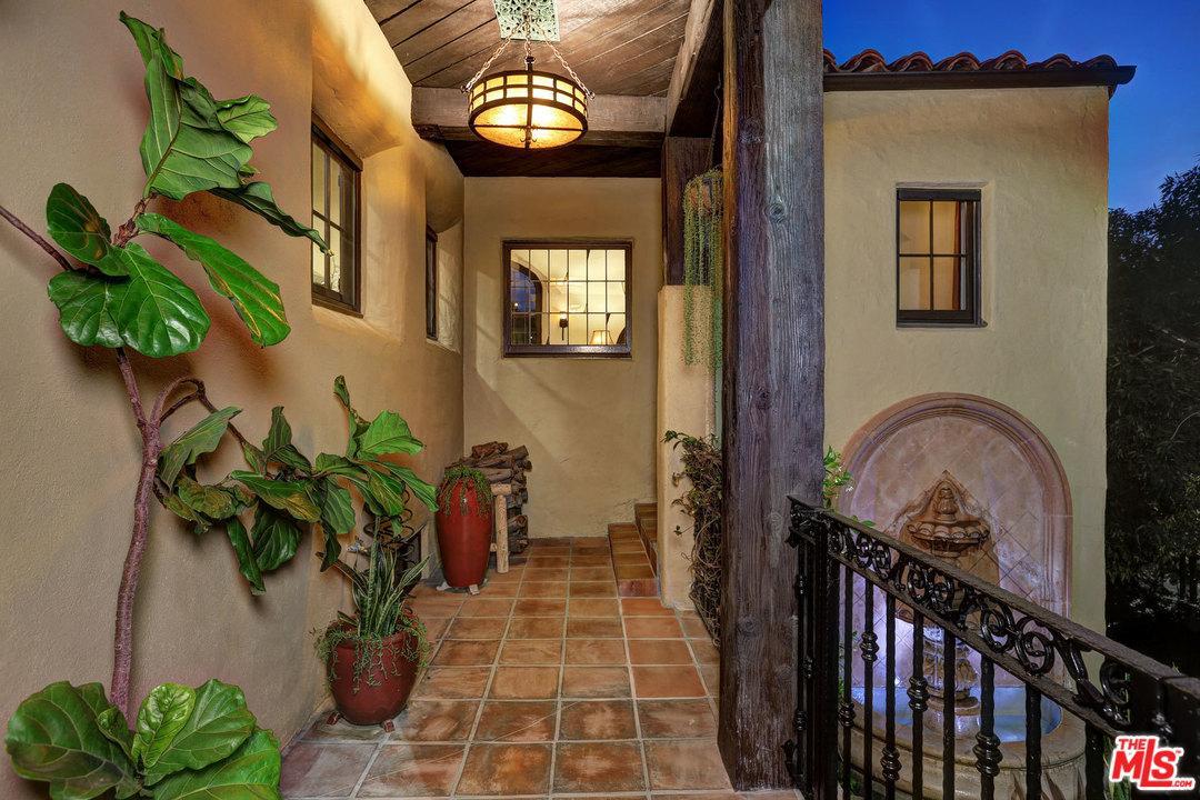 6746 Wedgewood Place - Photo 1