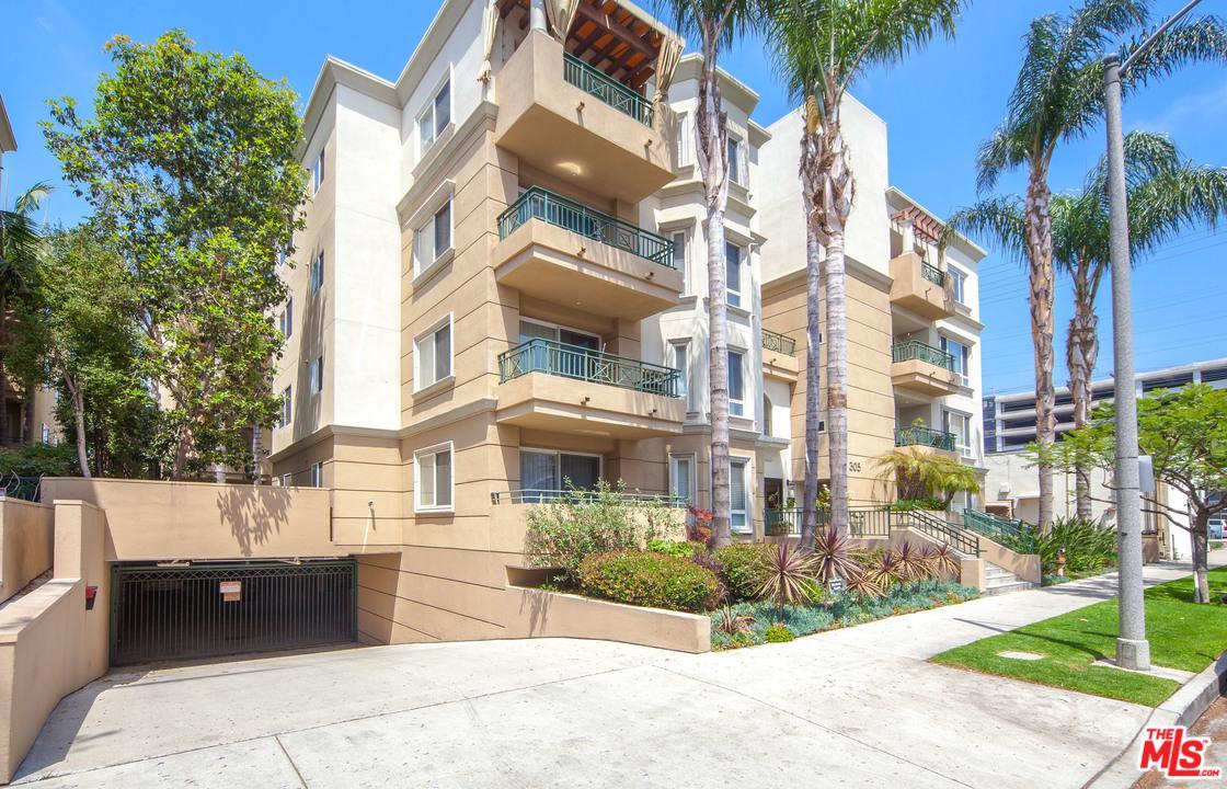 305 Arnaz Drive - Photo 1