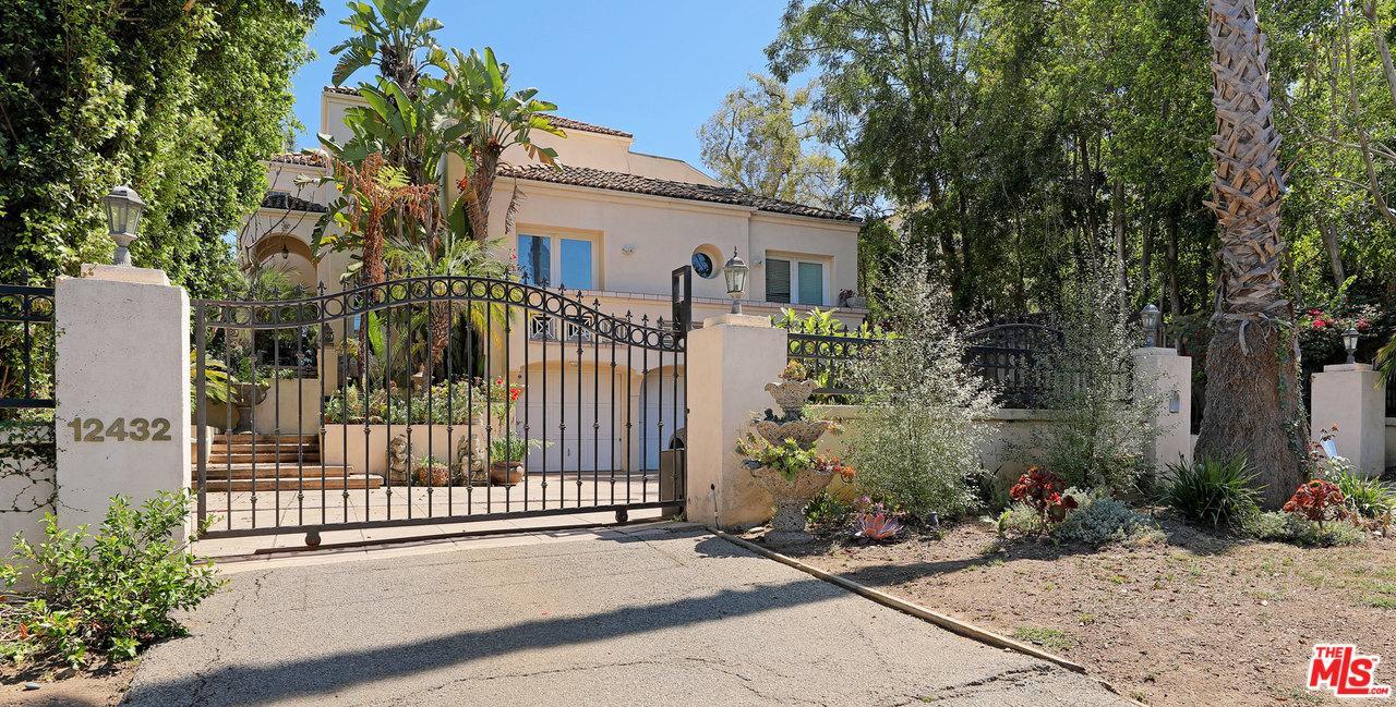 12432 Sunset Boulevard - Photo 1