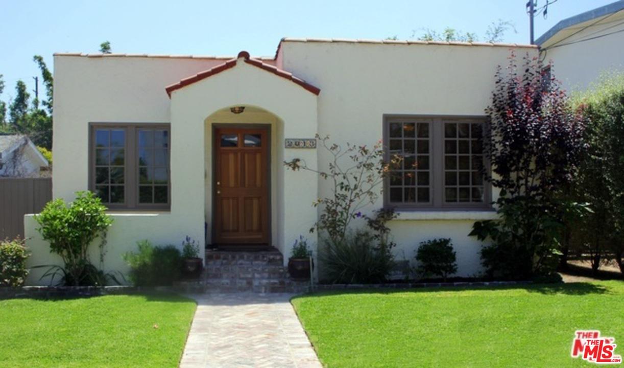 2013 Walnut Avenue - Photo 1