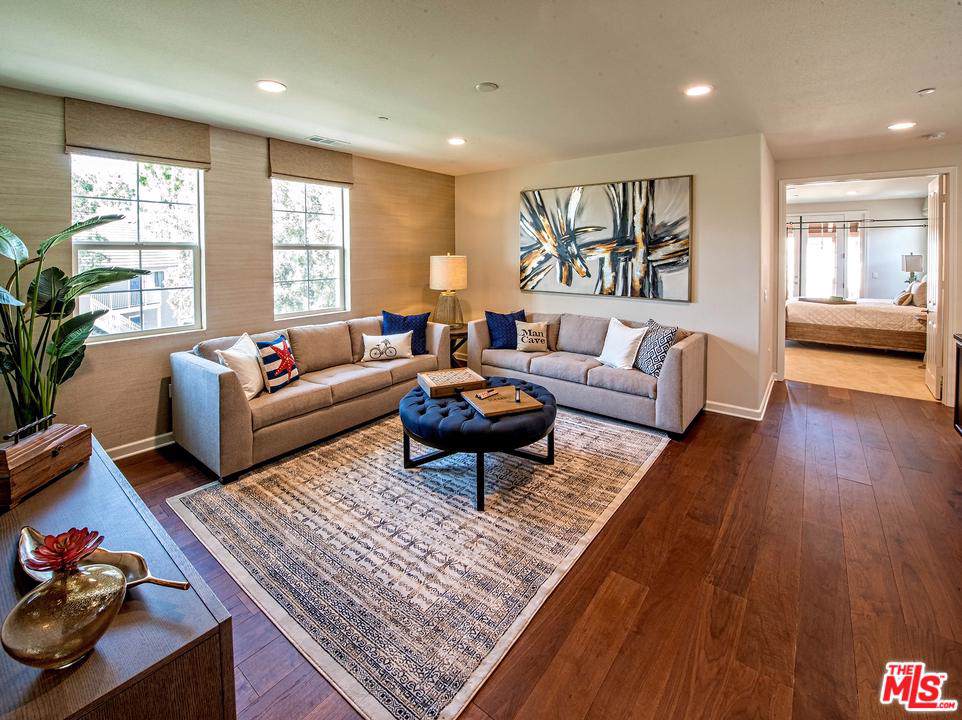 2328 Nicklaus Street - Photo 1