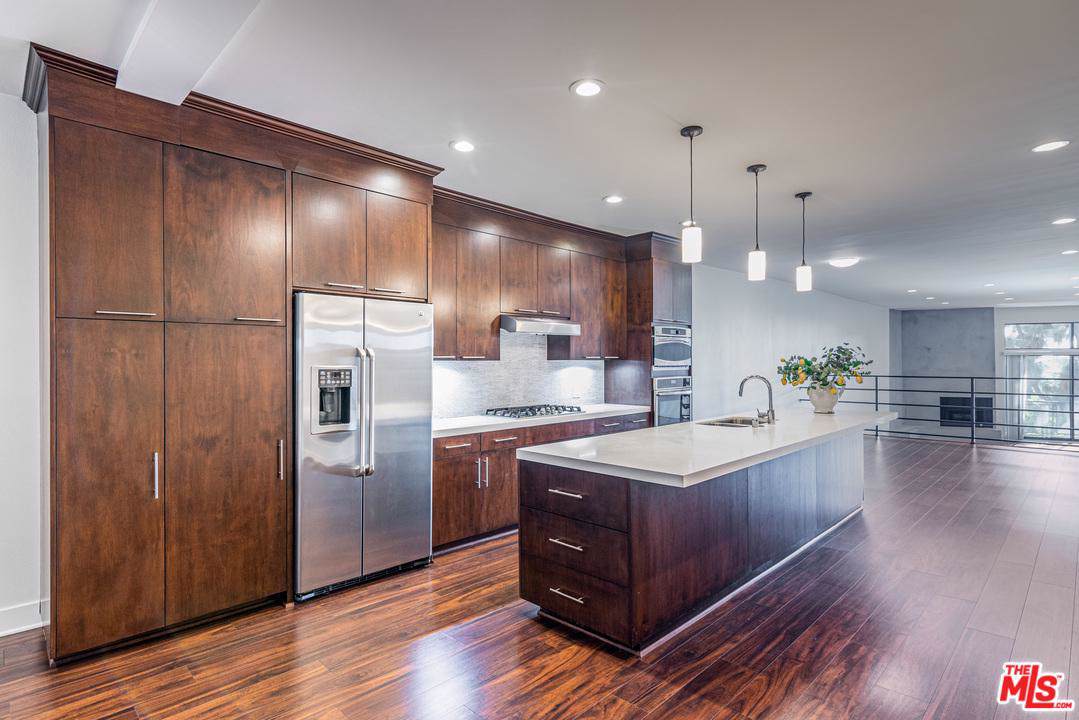 8755 Shoreham Drive - Photo 1