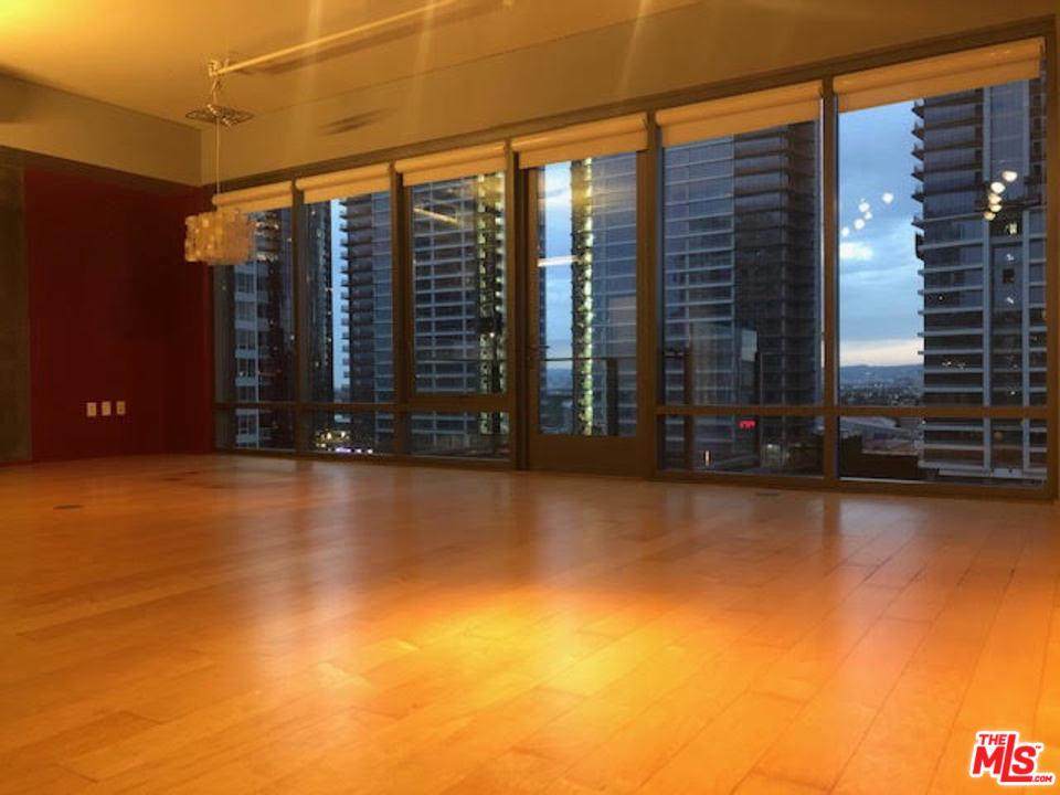 1100 Hope Street - Photo 1