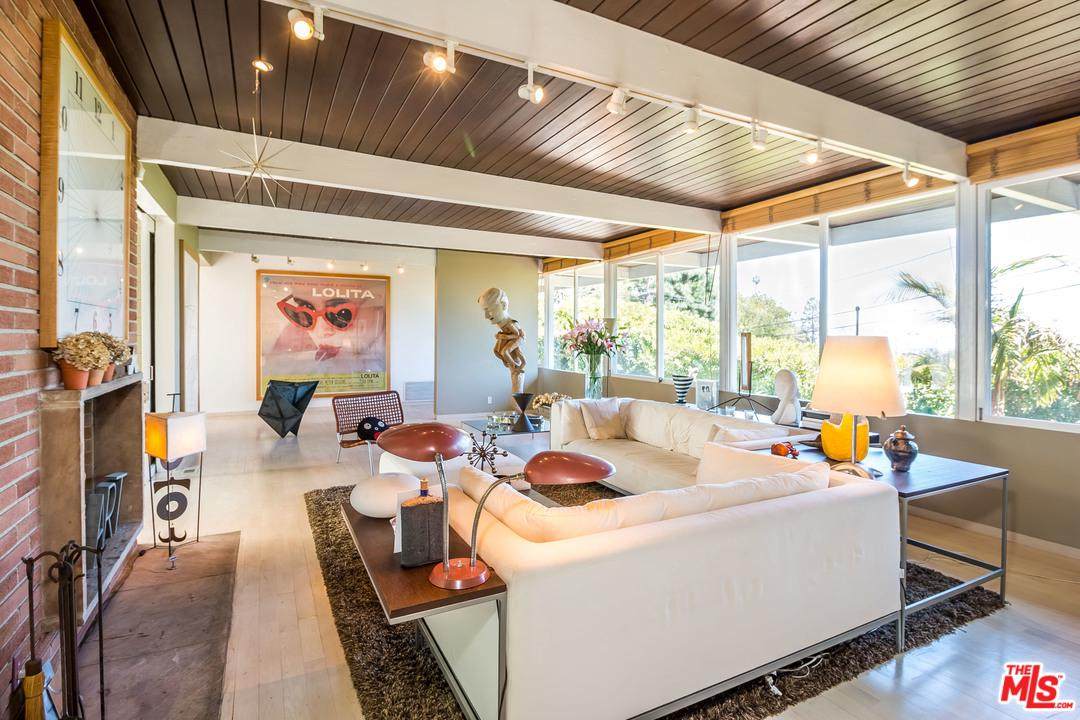 1631 Marmont Avenue - Photo 1