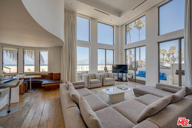 11 Marine Terrace - Photo 1