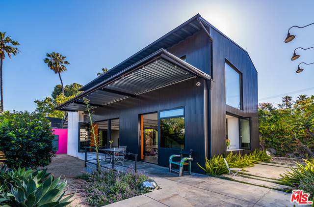 813 Palms Blvd - Photo 1