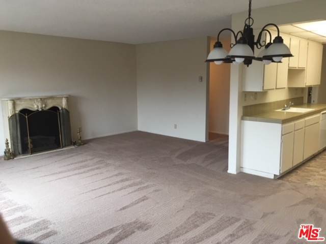 5950 Buckingham Pkwy - Photo 1