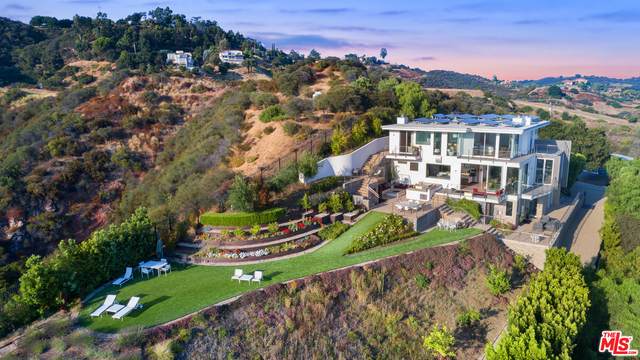 2915 Tuna Canyon Rd - Photo 1