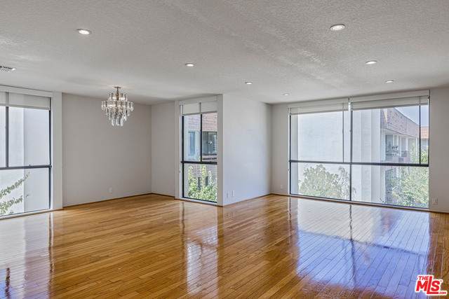 750 Spaulding Ave - Photo 1
