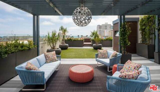 1453 3Rd Street Promenade - Photo 1