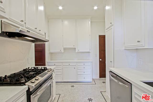 1360 Crescent Heights Blvd - Photo 1