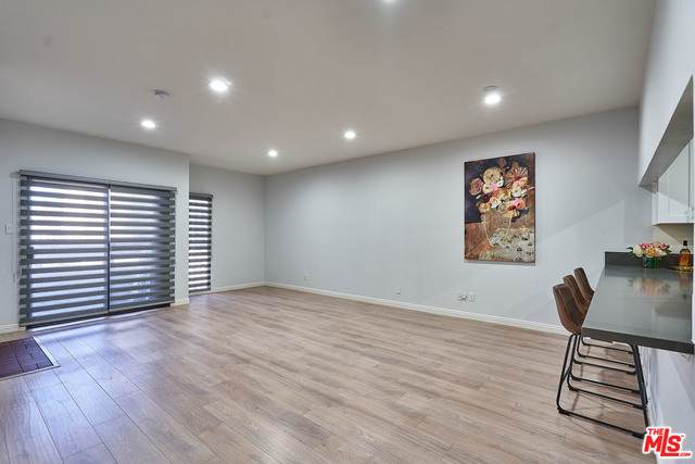 970 Kingsley Dr - Photo 1