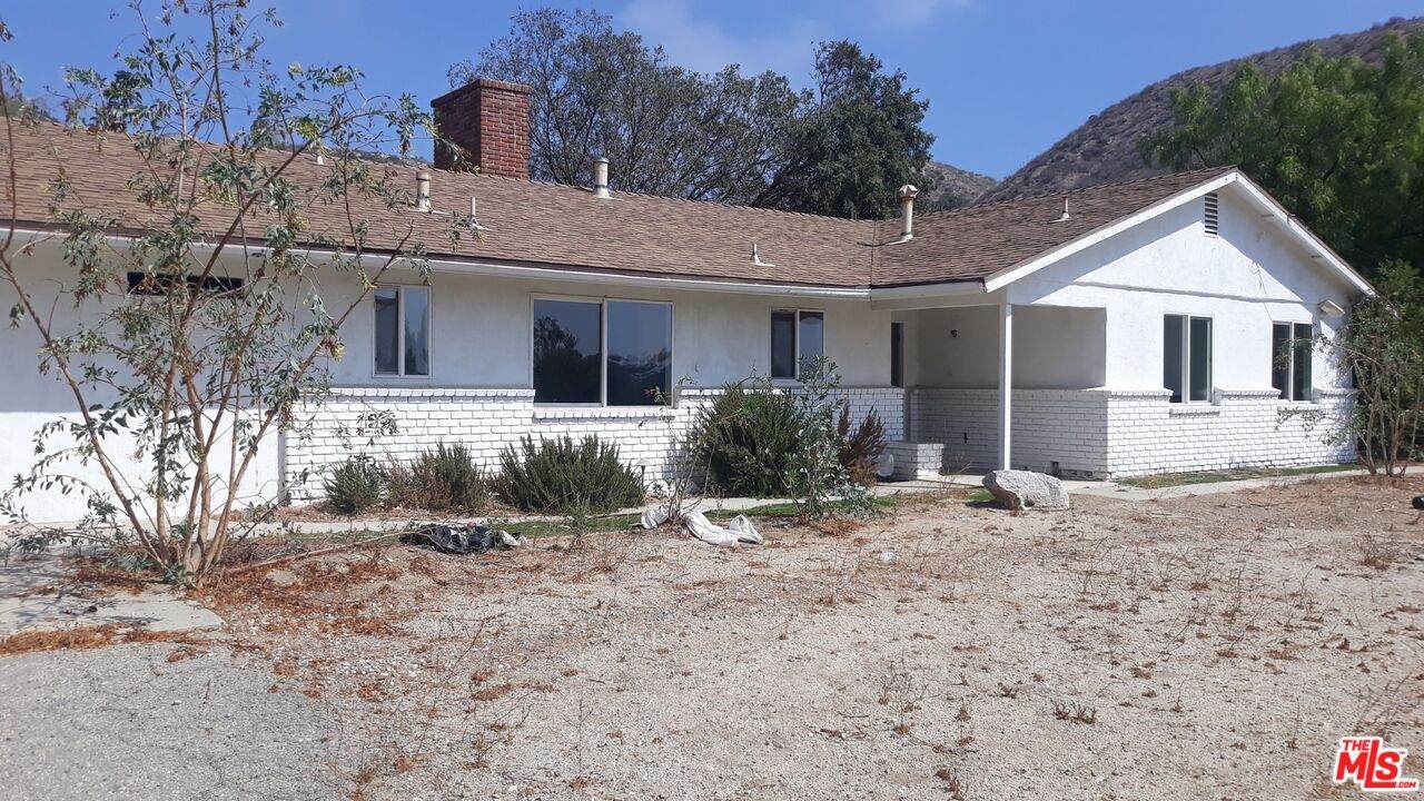 8765 Waters Rd - Photo 1