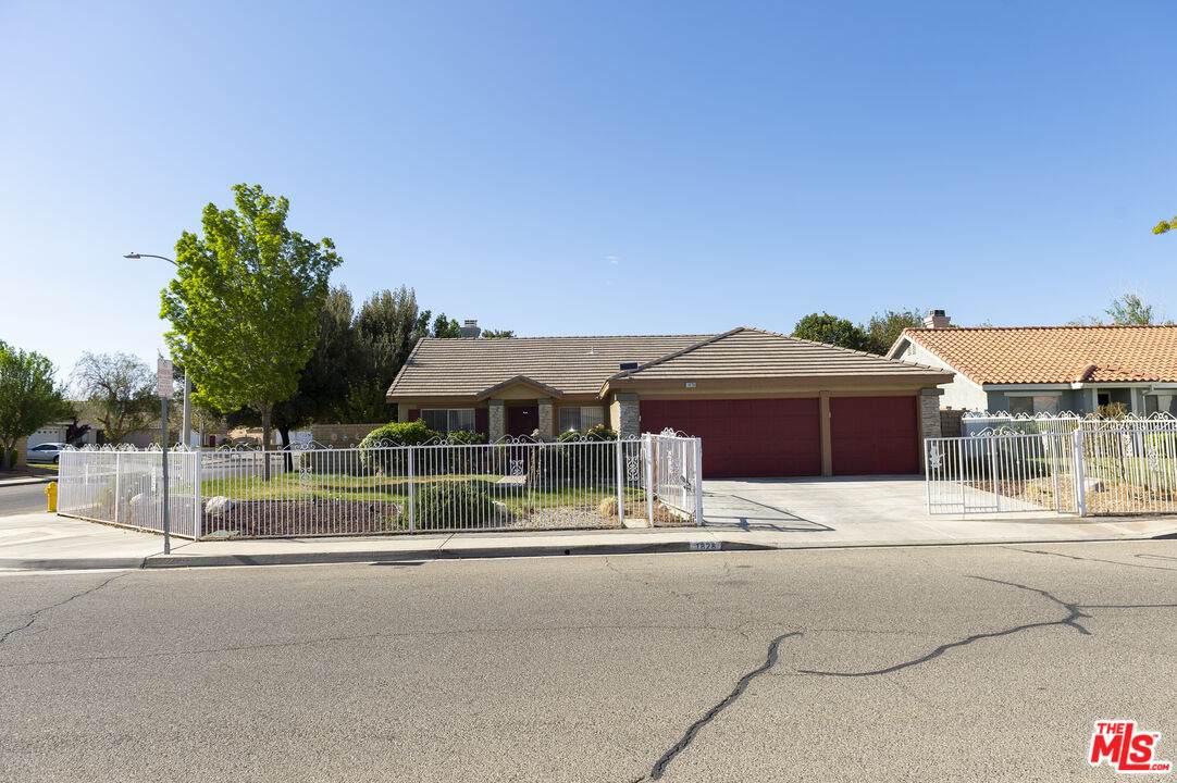 1828 Keaton Way - Photo 1