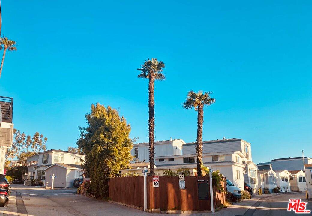 16321 Pacific Coast Highway - Photo 1