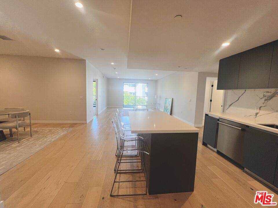 825 Croft Ave - Photo 1
