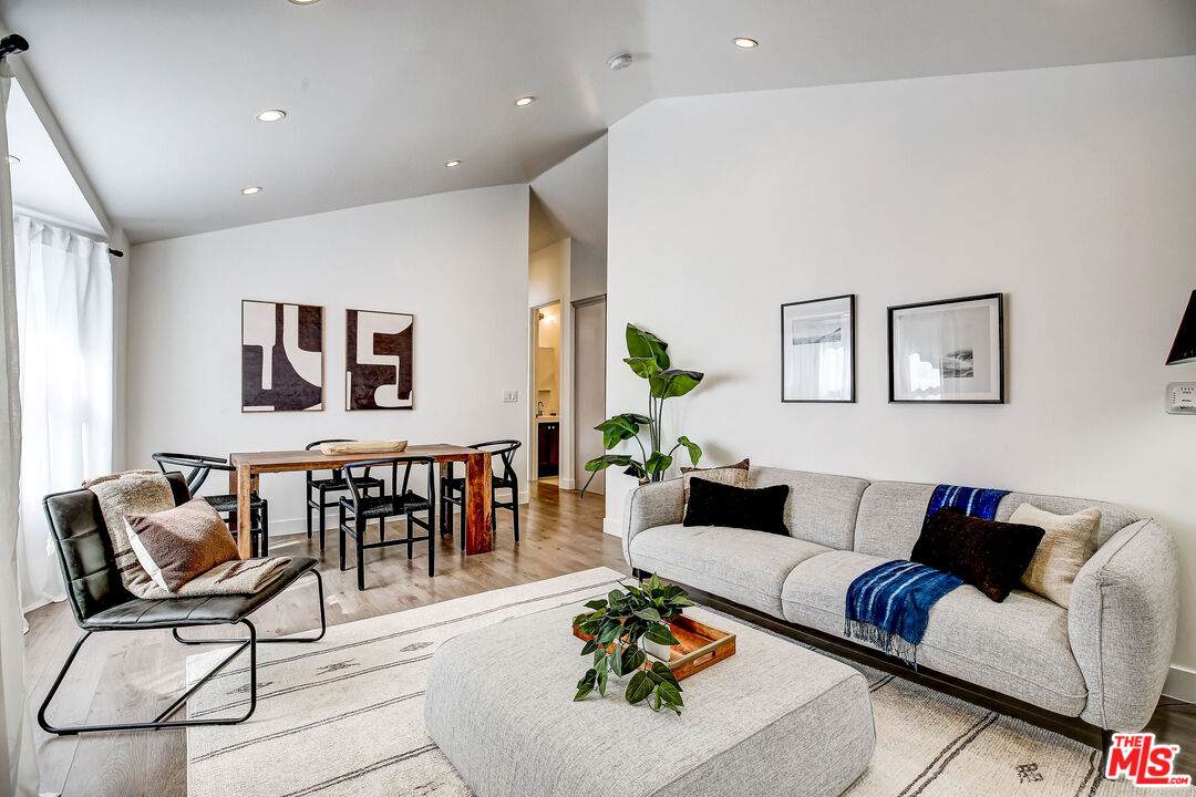 408 La Fayette Park Pl - Photo 1