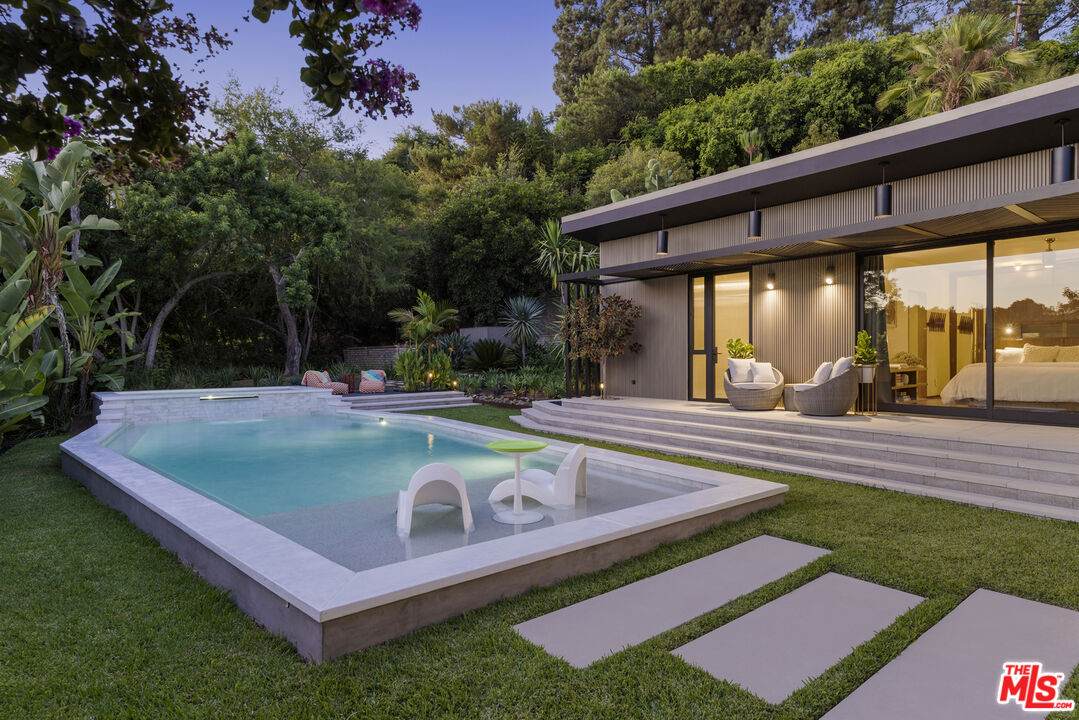 5637 Park Oak Pl - Photo 1