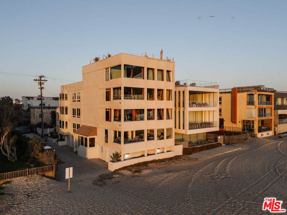 2 Outrigger St - Photo 1
