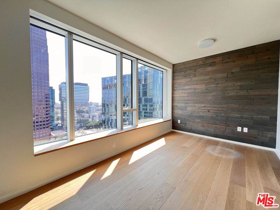 889 Francisco St - Photo 1