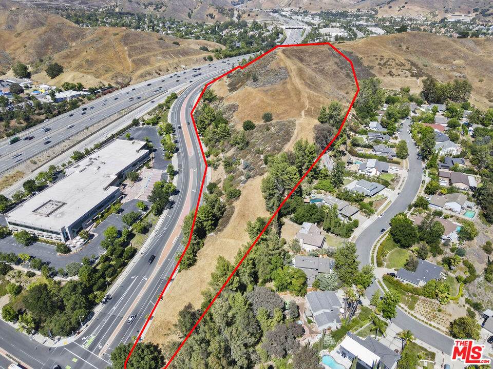 27300 Agoura Rd - Photo 1