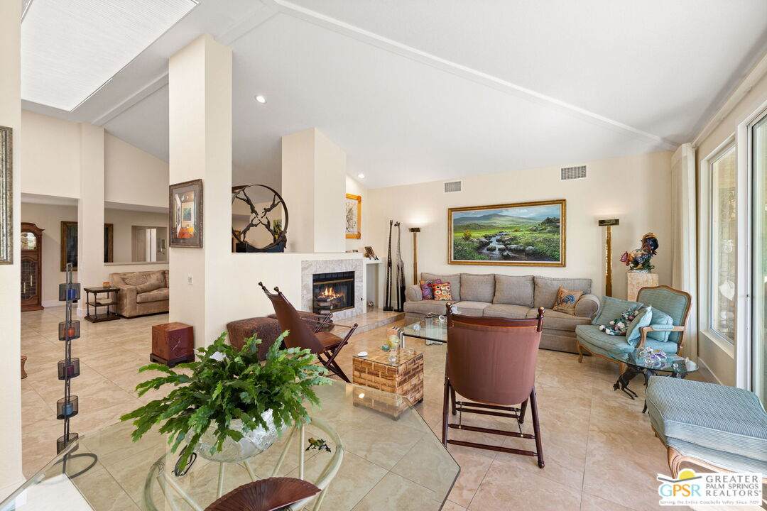 27 Alta Vista Dr - Photo 1