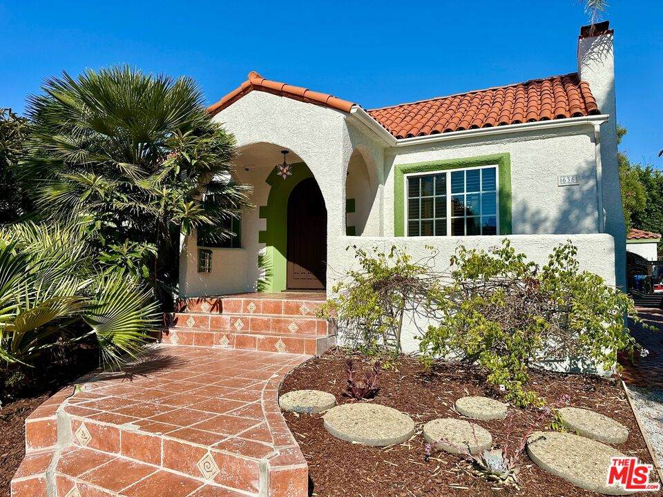 636 Curson Ave - Photo 1