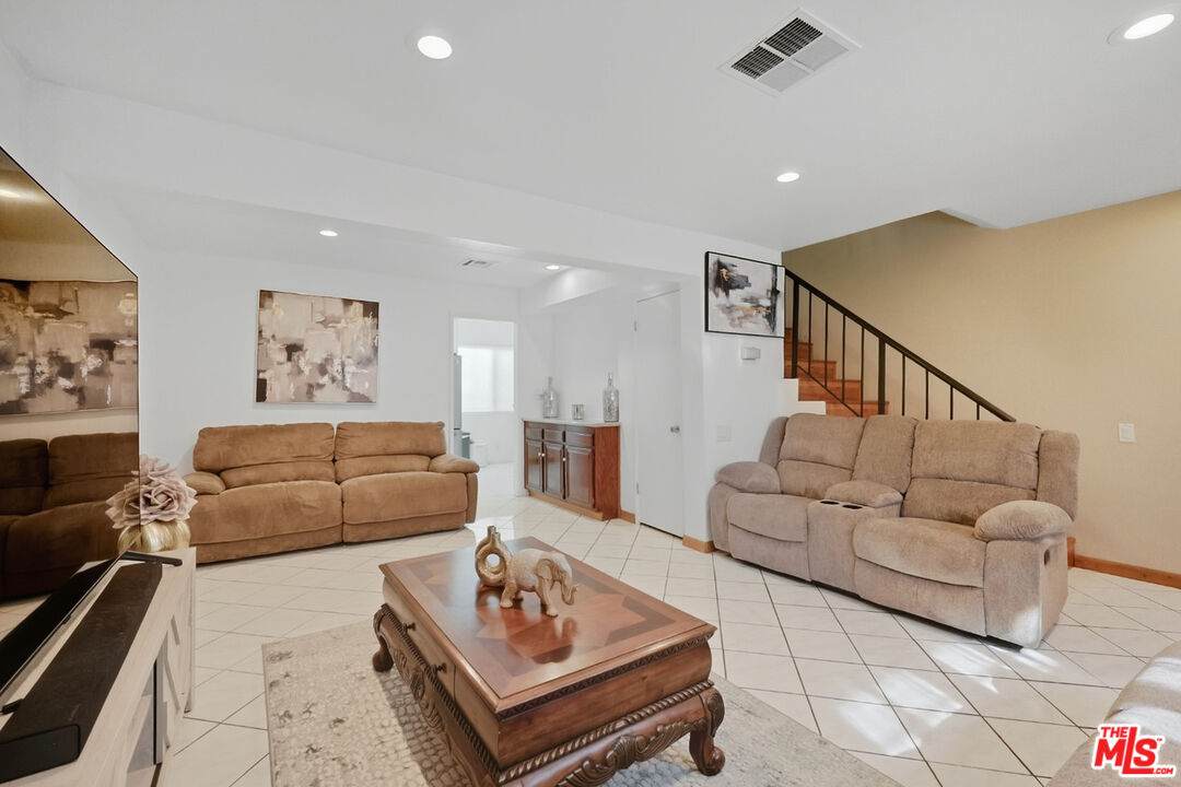 7422 Hazeltine Ave - Photo 1