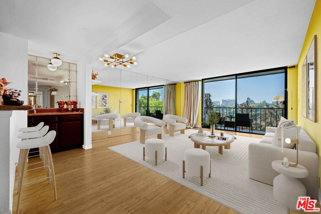 10535 Wilshire Blvd - Photo 1