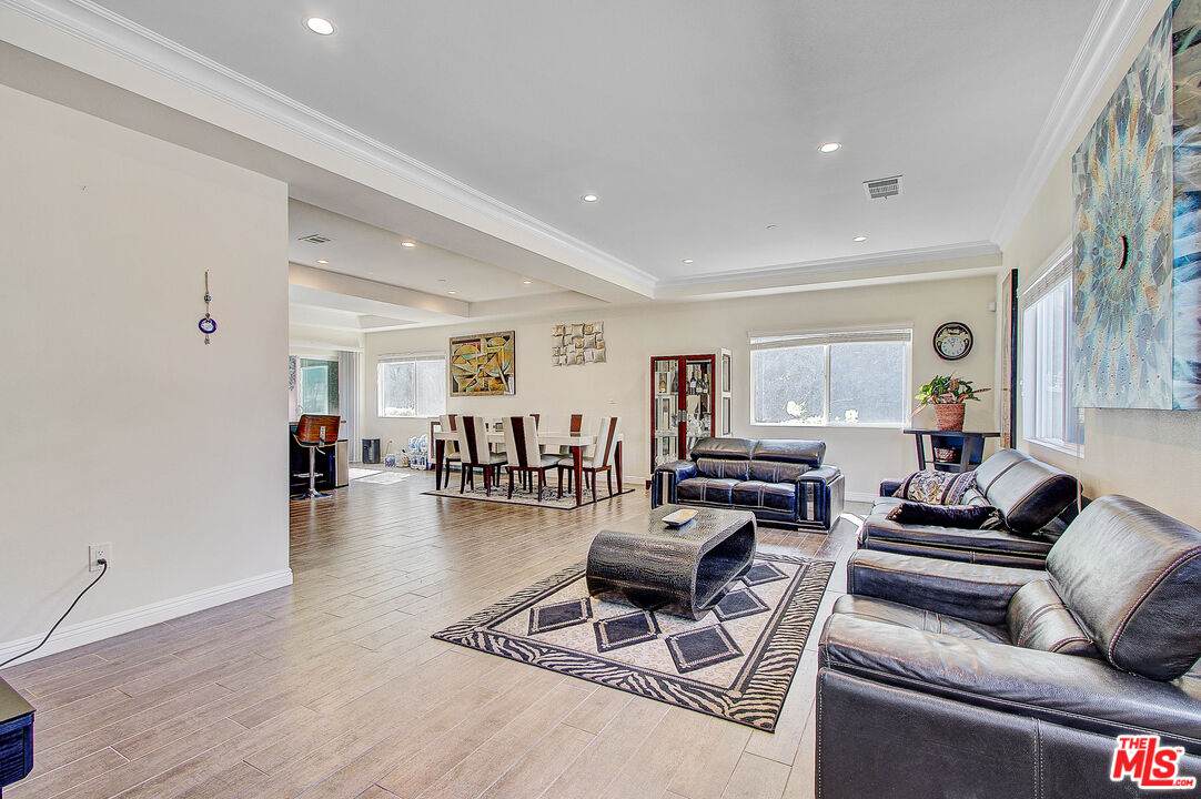 24842 Frampton Ave - Photo 1