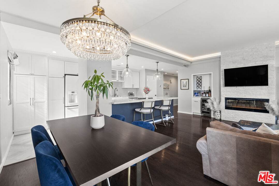 7250 Franklin Ave - Photo 1