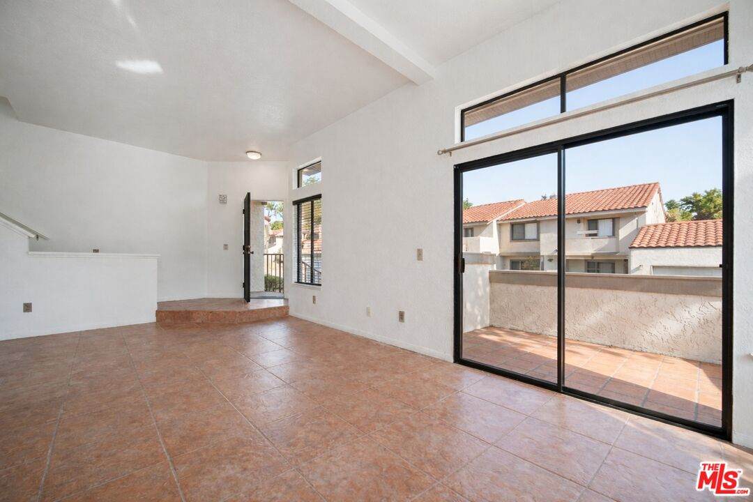  Willowcrest Ln - Photo 1