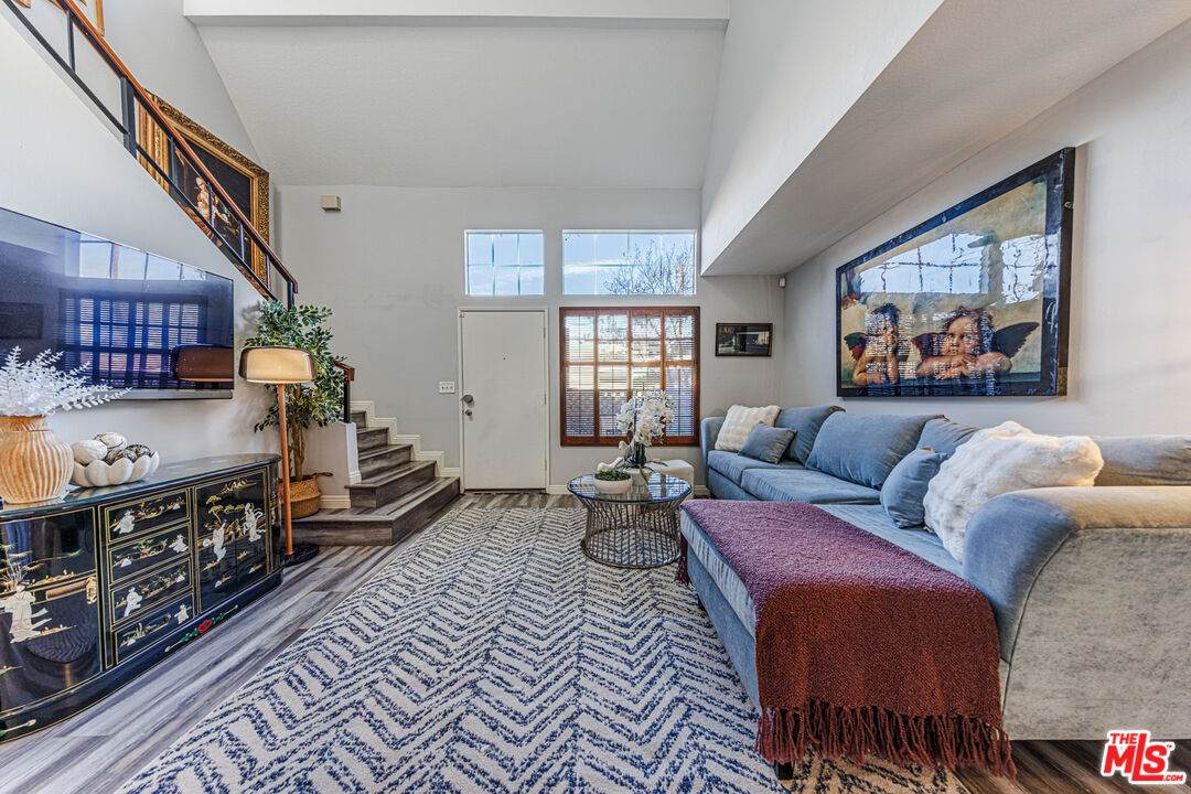 170 Sierra Bonita Ave - Photo 1