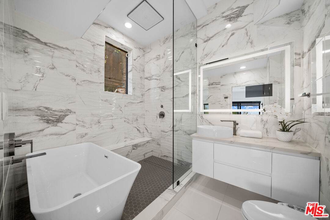 7141 Woodrow Wilson Dr - Photo 1