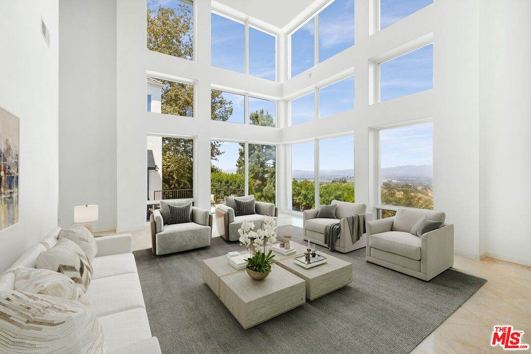 14435 Mulholland Dr - Photo 1