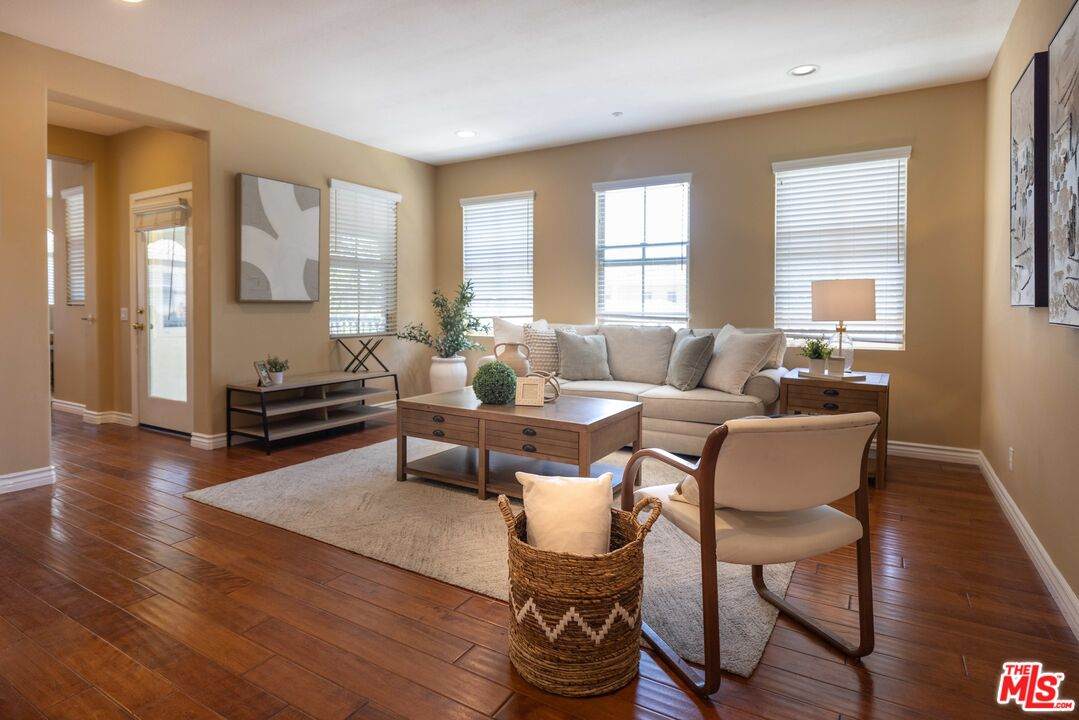 107 Chantilly - Photo 1